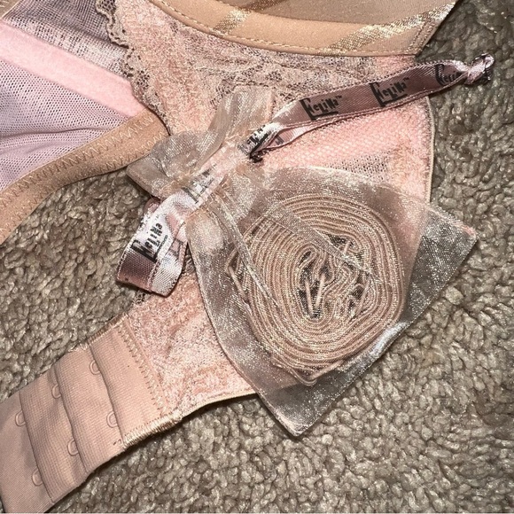 Felina Bra Nude 91084 Convertible Underwire Striped Bra 34B NEW - Picture 11 of 11